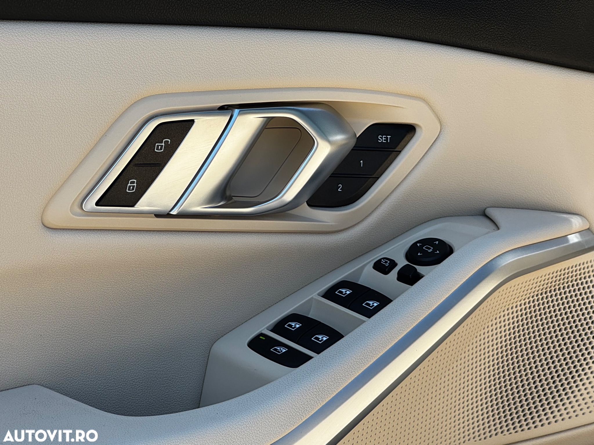BMW Seria 3 330e Aut. Luxury Line - 14