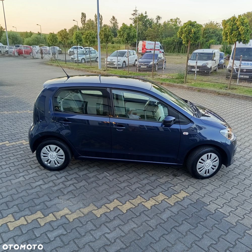Volkswagen up! EcoFuel BlueMotion Technology cup - 10