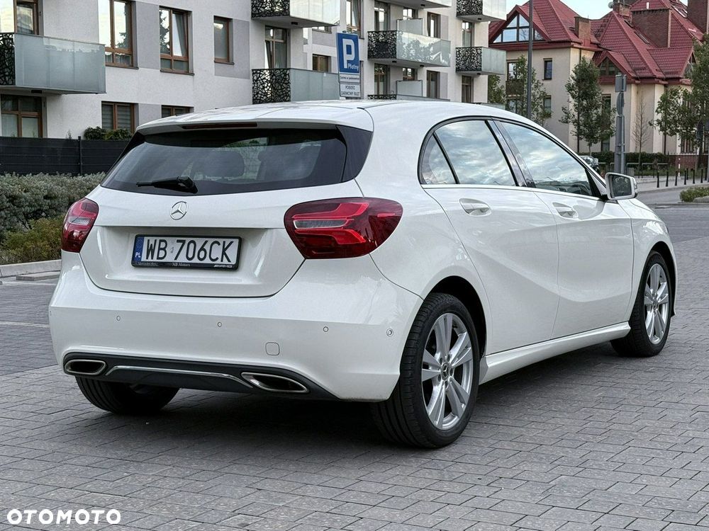 Mercedes-Benz Klasa A 180 (BlueEFFICIENCY) Urban - 5