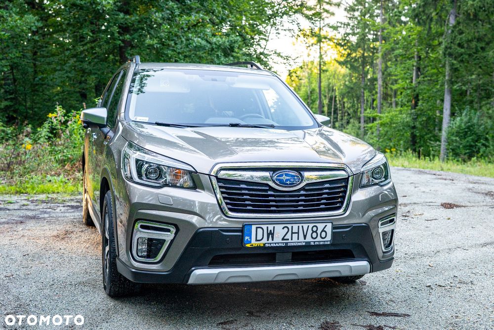 Subaru Forester 2.0i-L Platinum (EyeSight) Lineartronic - 1