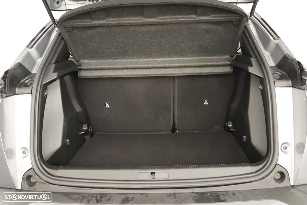 Peugeot 2008 1.2 Allure - 23