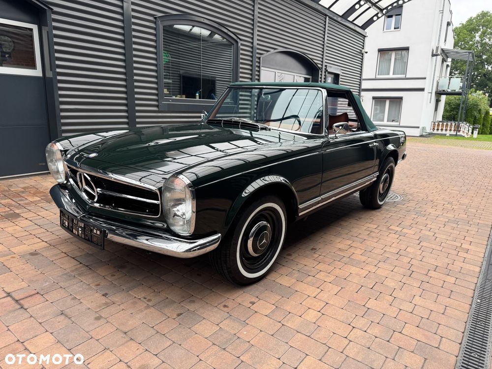 Mercedes-Benz SL - 12