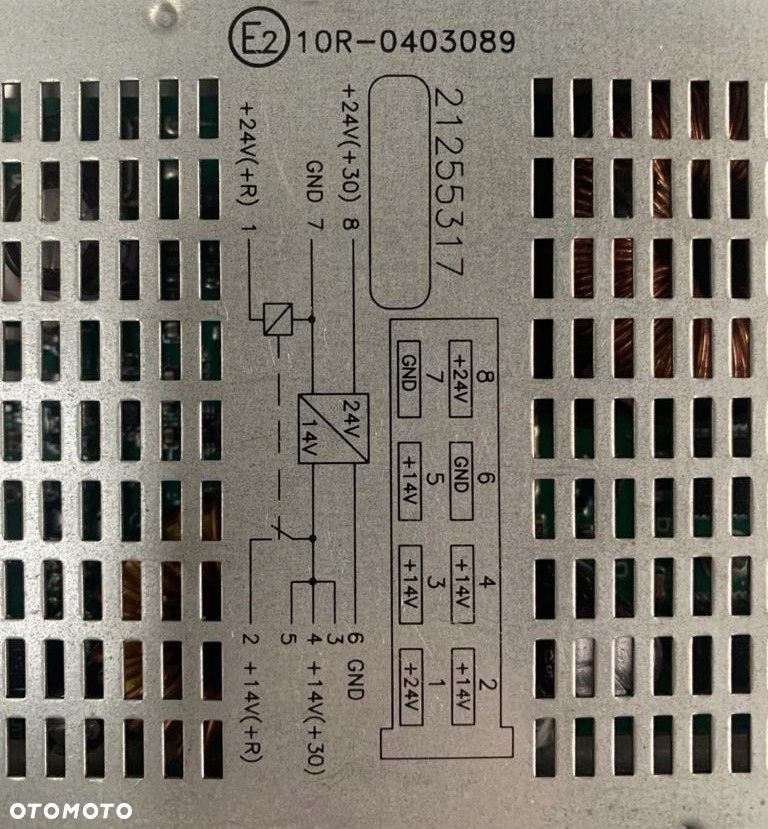 PRZETWORNICA NAPIĘCIA 24V/12V RENAULT 21255317 - 2
