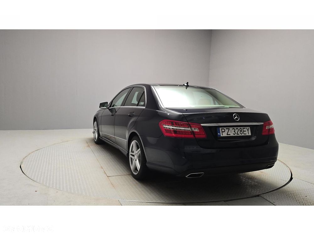 Mercedes-Benz Klasa E - 4