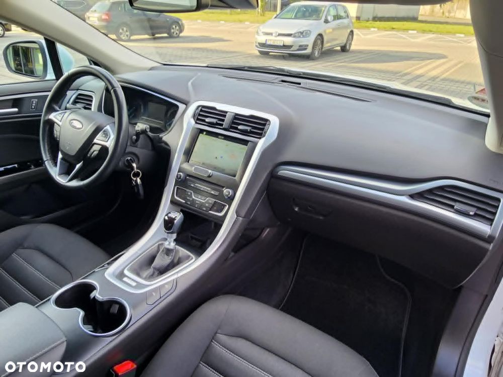 Ford Mondeo - 10