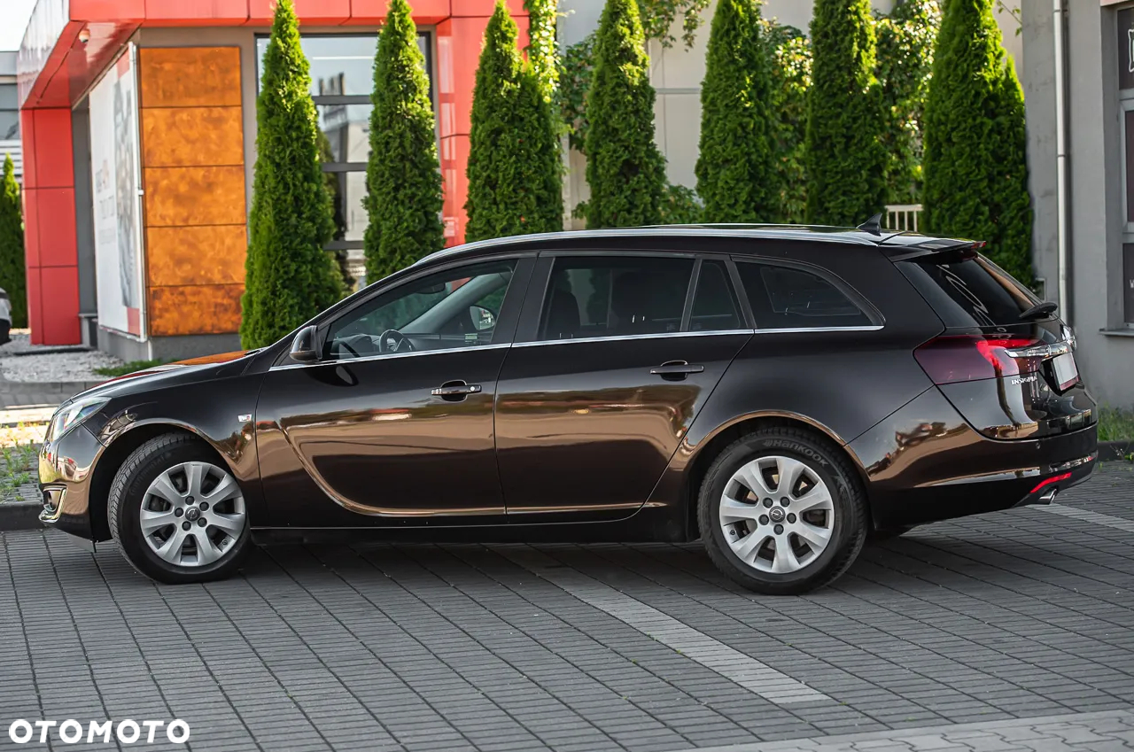 Opel Insignia - 10