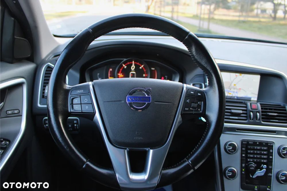 Volvo XC 60 D3 Ocean Race - 23