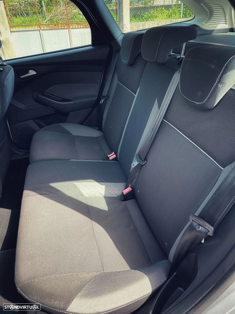 Ford Focus SW 1.6 TDCi DPF S&S Trend - 7