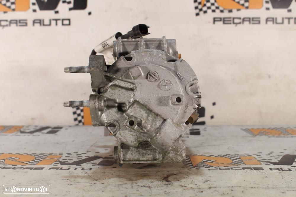 Compressor Do Ac / Ar Condicionado Ford Focus Iii  Av1119d629ba / Av11 - 2