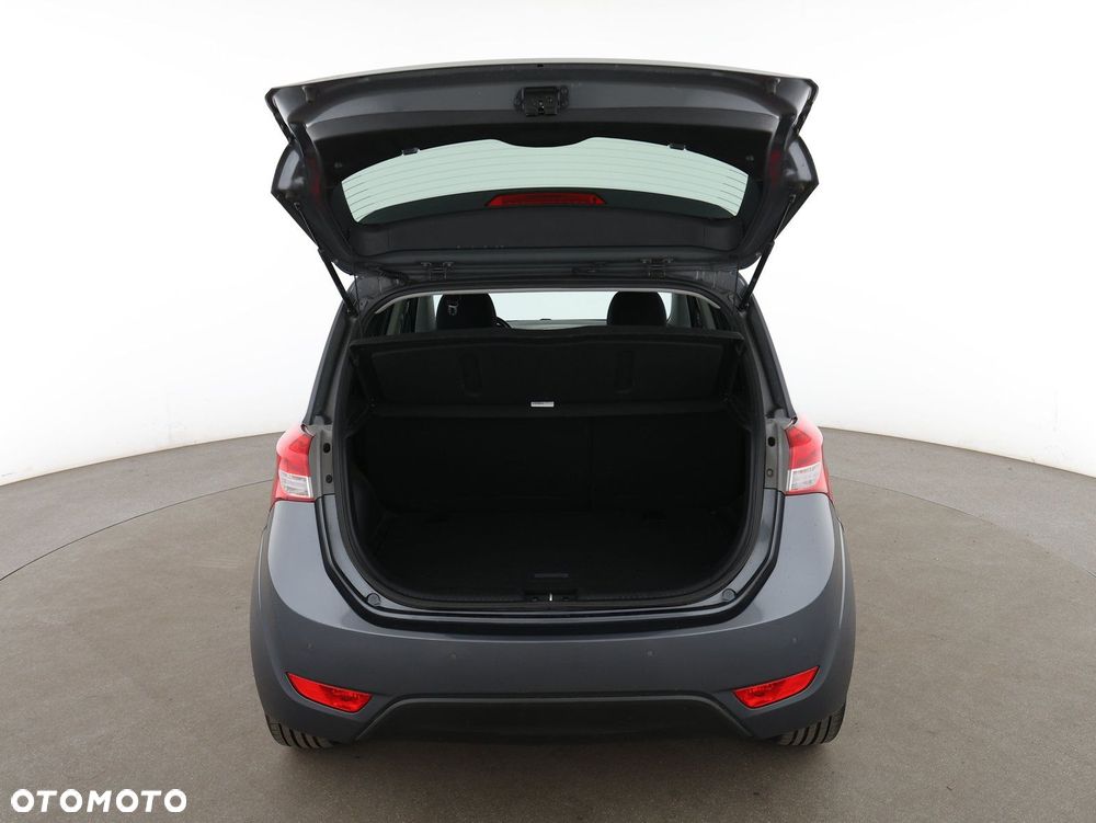 Hyundai ix20 - 27