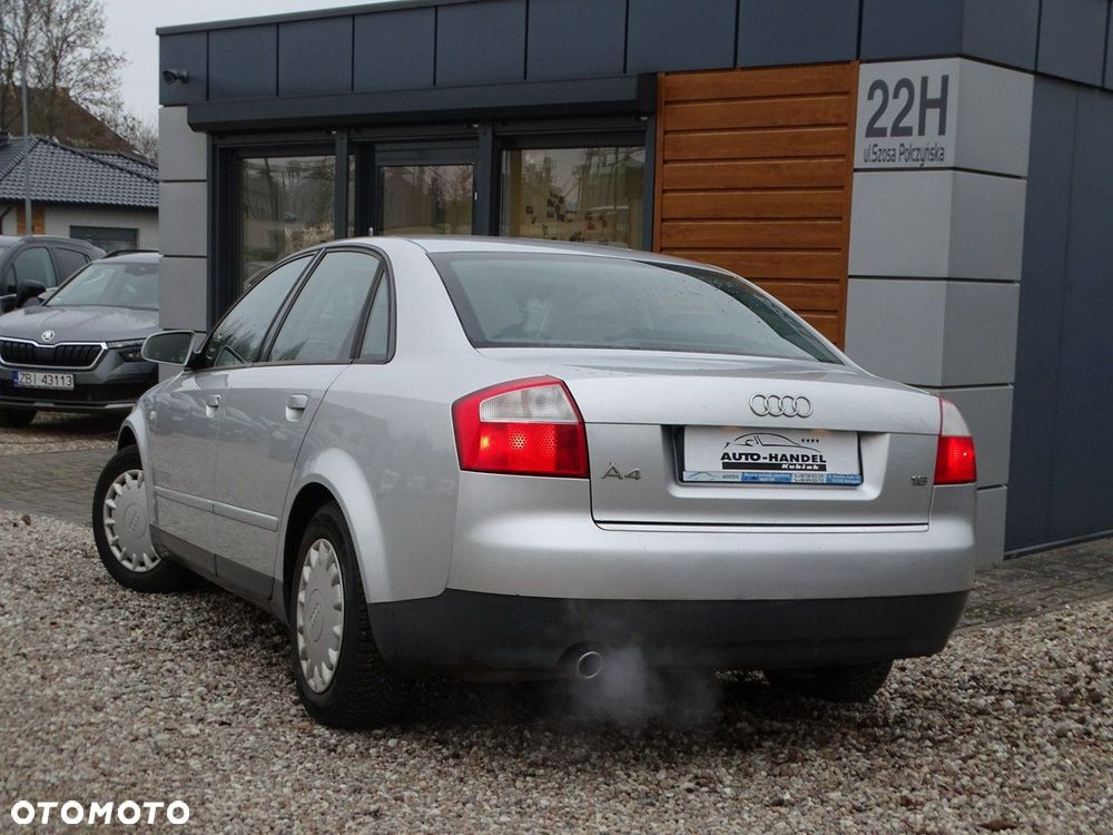 Audi A4 Limousine - 5