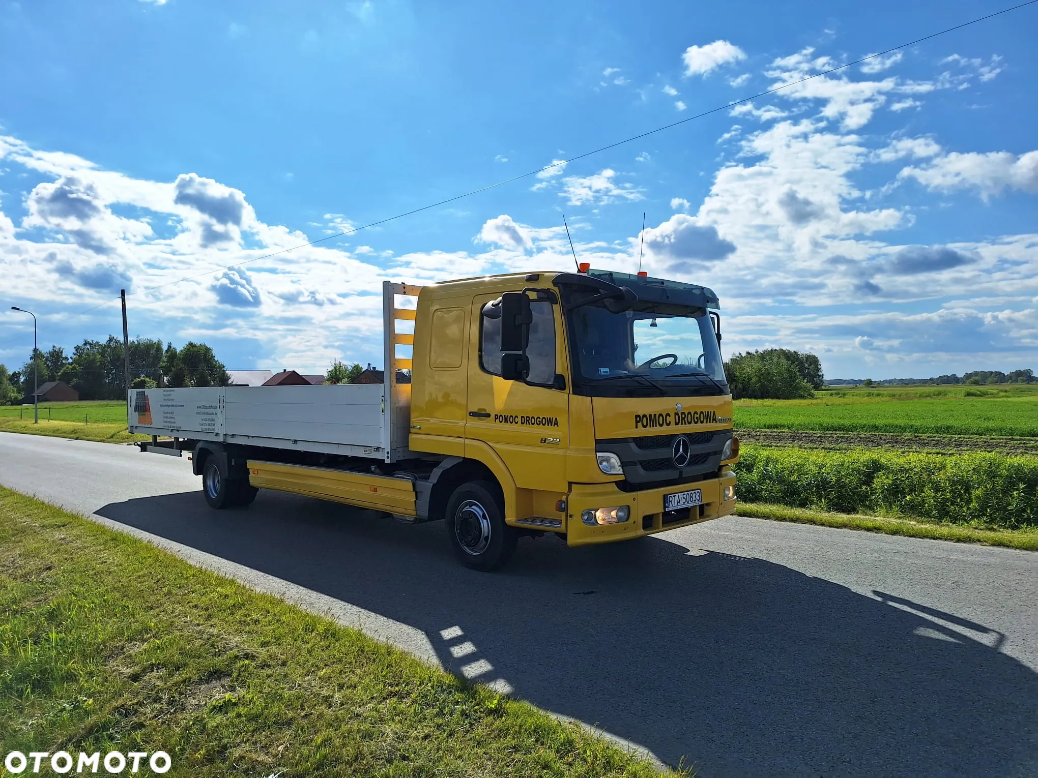 Mercedes-Benz 822 - 2