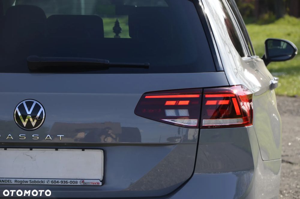Volkswagen Passat - 14