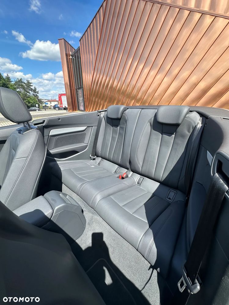 Audi A5 Cabrio 35 TFSI S tronic S line - 29