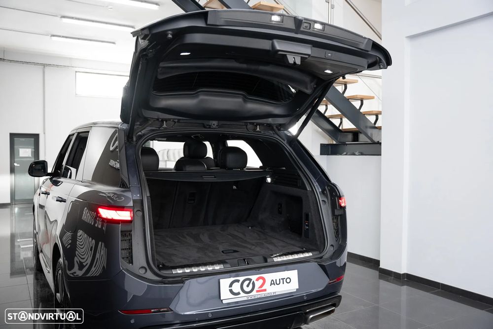 Land Rover Range Rover Sport 3.0 P460e Dynamic SE - 29