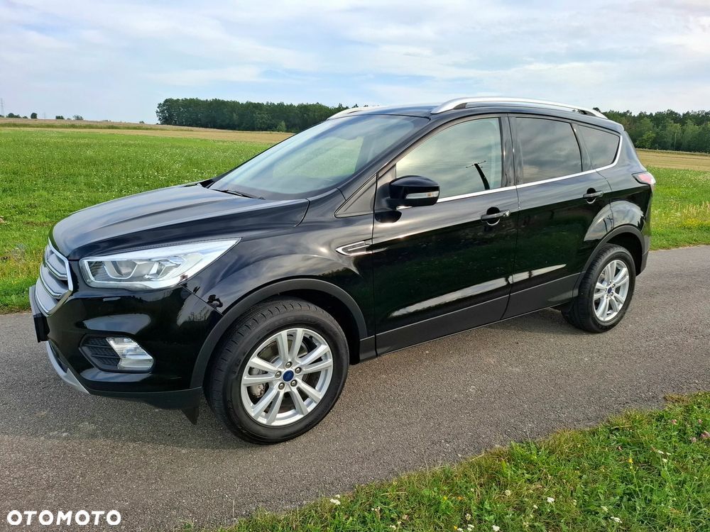 Ford Kuga - 1
