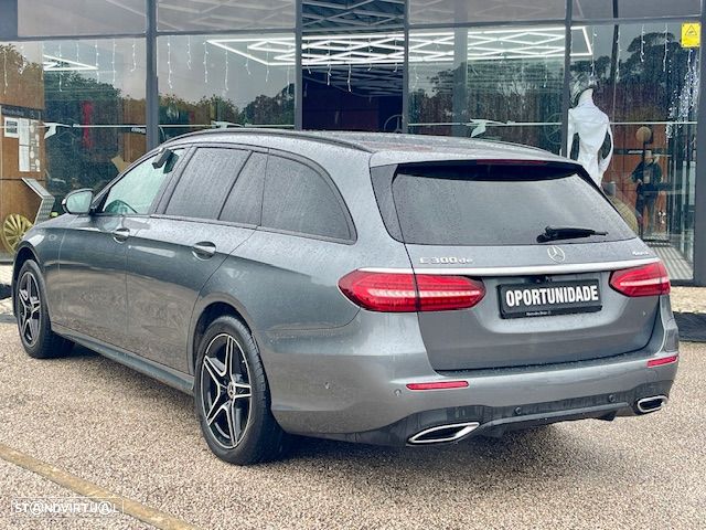 Mercedes-Benz E 300 de 4Matic 9G-TRONIC AMG Line - 11