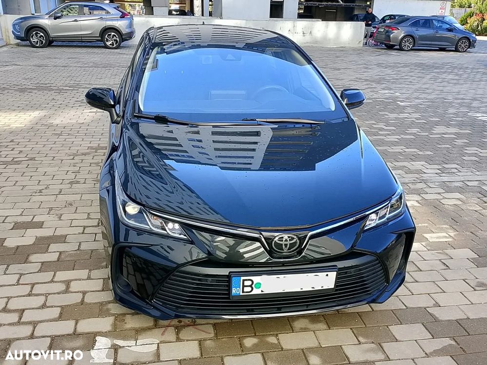 Toyota Corolla Sedan 1.6 Business - 1
