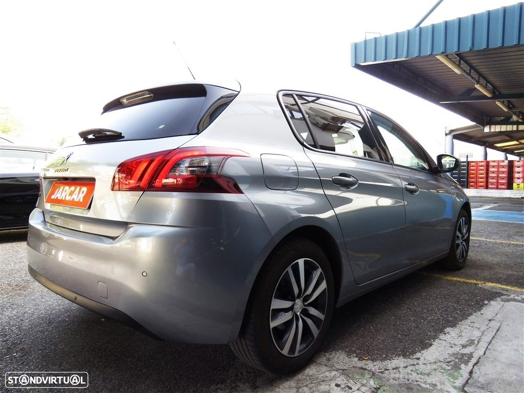 Peugeot 308 1.2 PureTech Style - 4