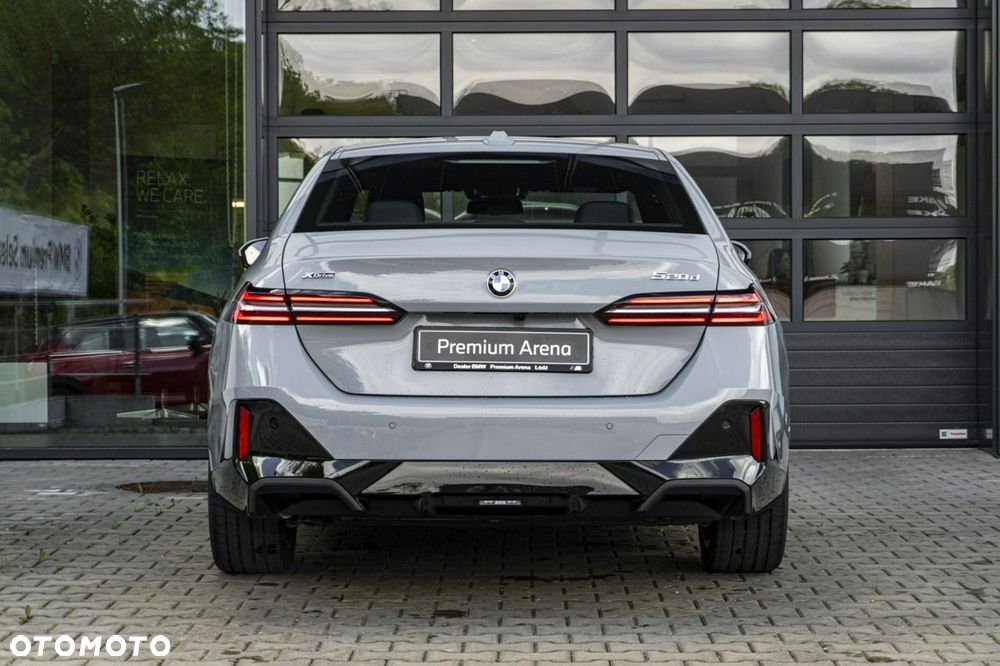 BMW Seria 5 - 11