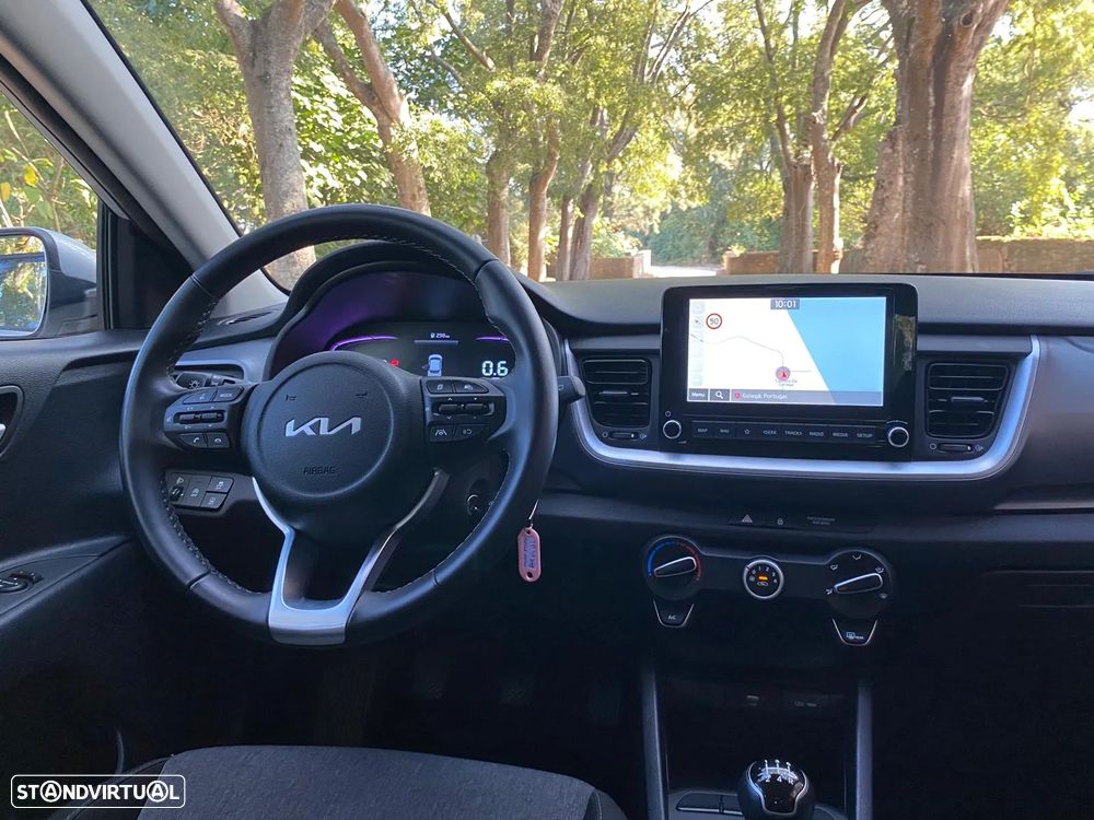 Kia Stonic 1.2 MPi Dynamic - 14