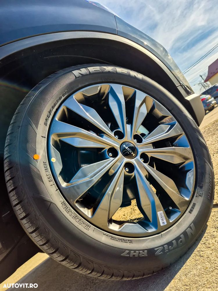 KG Mobility Rexton - 24