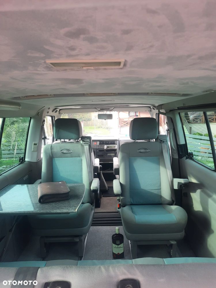 Volkswagen Multivan Standard - 21