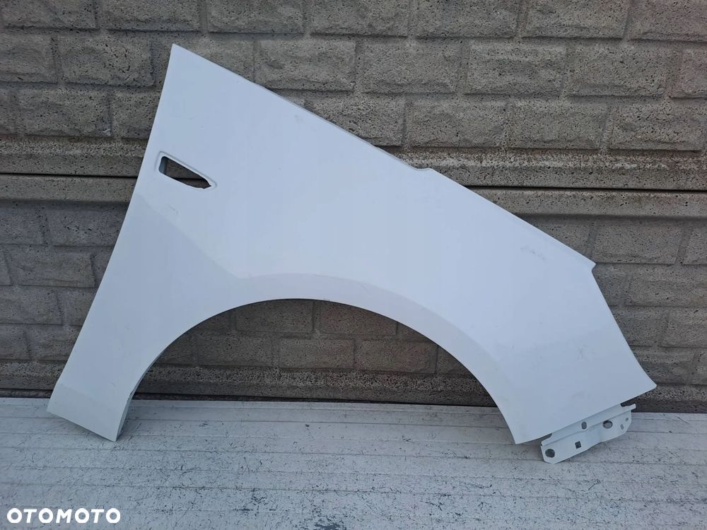 BŁOTNIK PRAWY PRZEDNI OPEL ZAFIRA C 12-18 ORYGINAŁ - 1