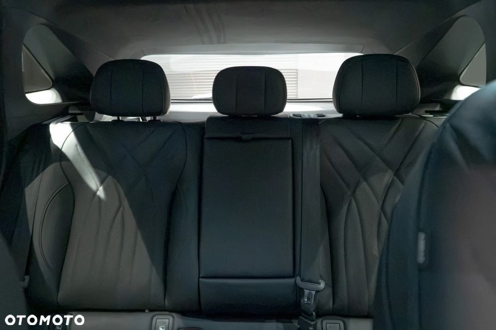 Omoda 9 1.5 Super Hybrid Exclusive AWD - 17