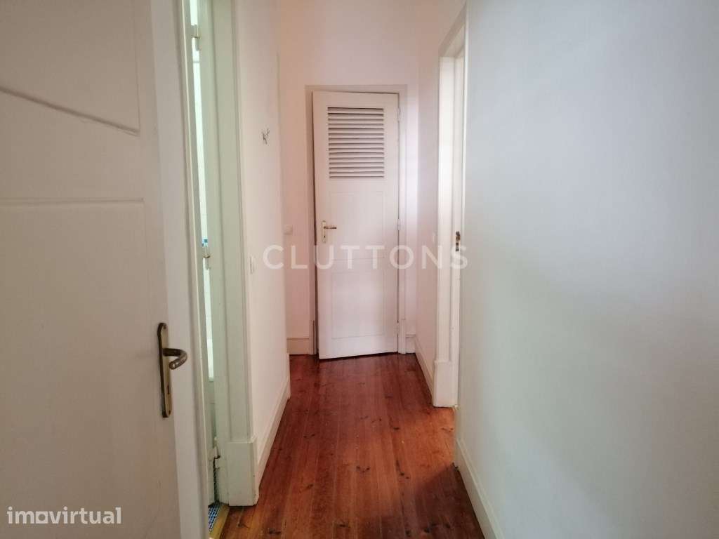 Arrendar Apartamento T3, recuperado, o centro de Campo Ourique. - Grande imagem: 5/27