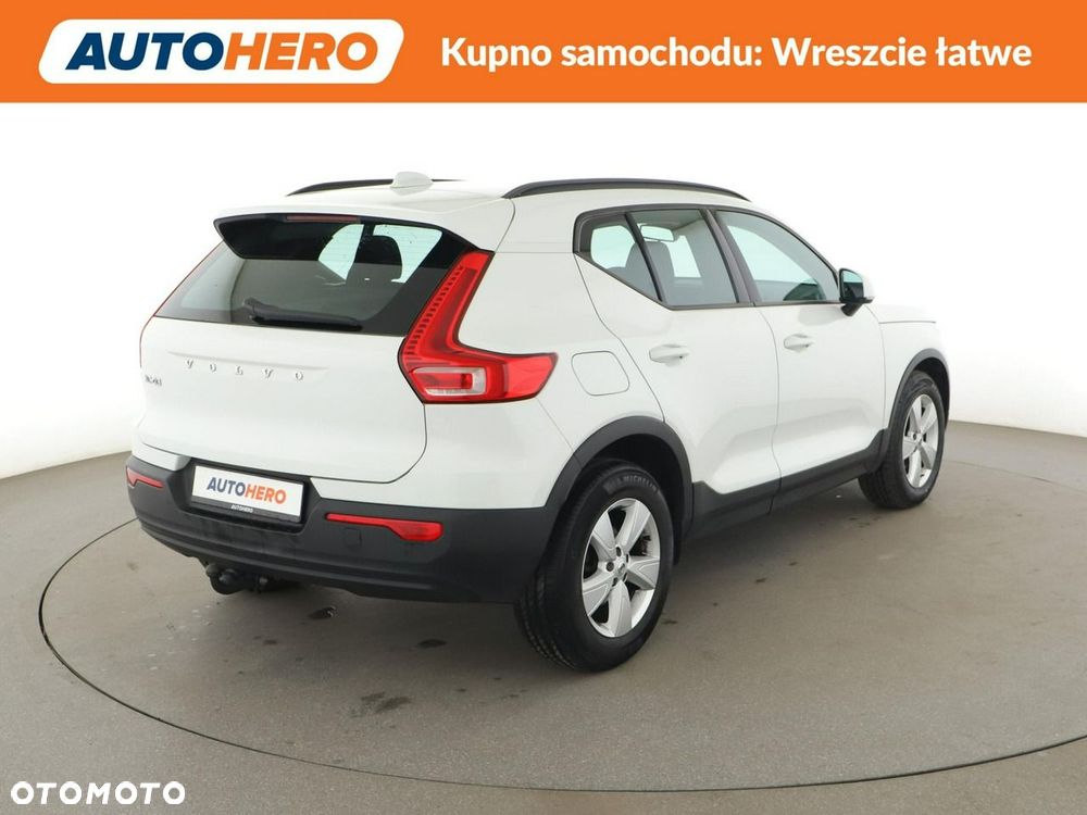 Volvo XC 40 D3 SCR Momentum Core - 8
