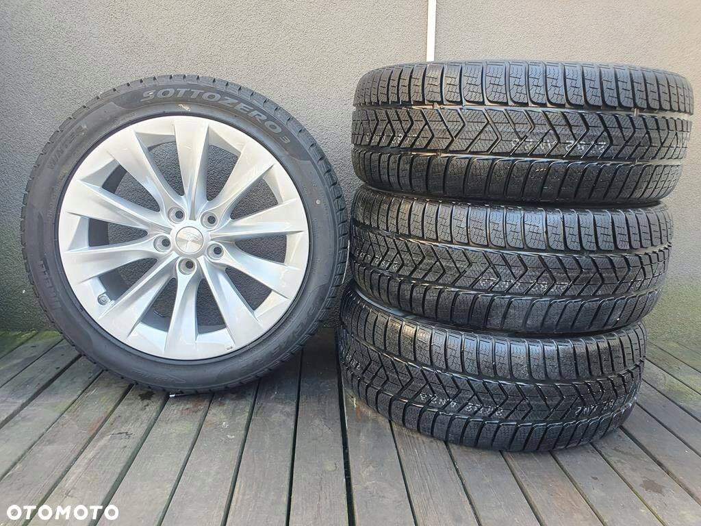 Koła 245/45R19 Tesla S Aeroturbine 5x120 Pirelli - 3
