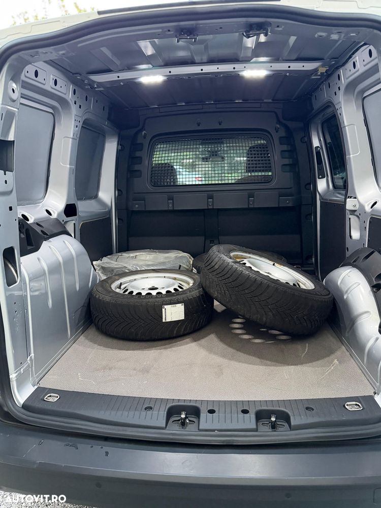 Volkswagen CADDY - 17
