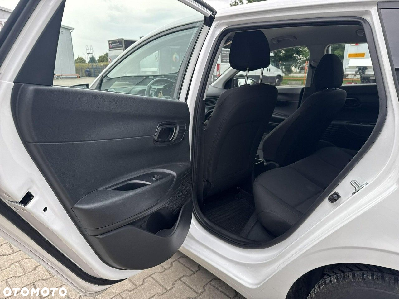 Hyundai i20 1.2 Pure - 14