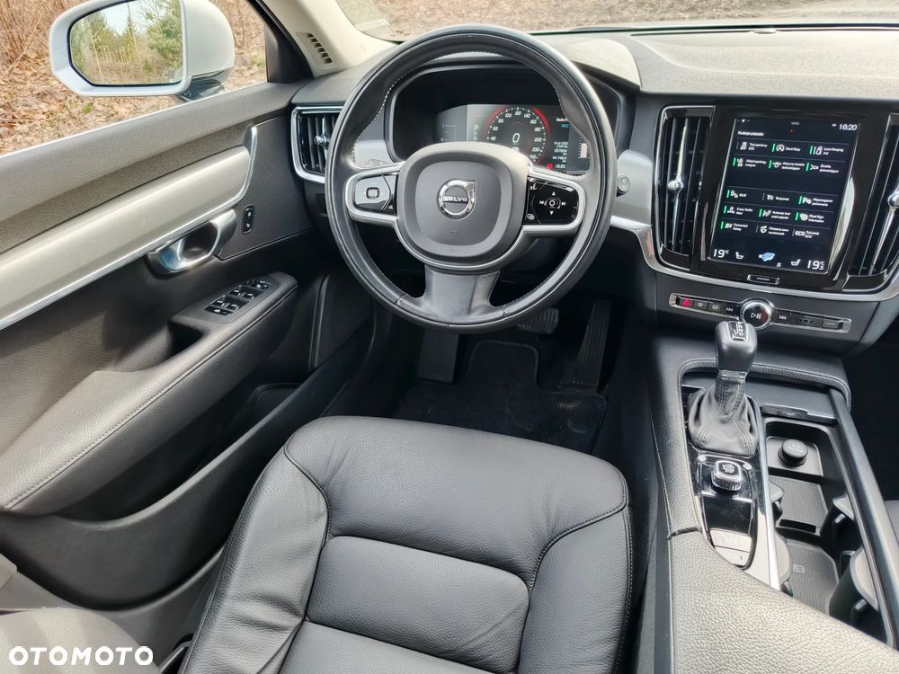 Volvo V90 D5 AWD Momentum - 6