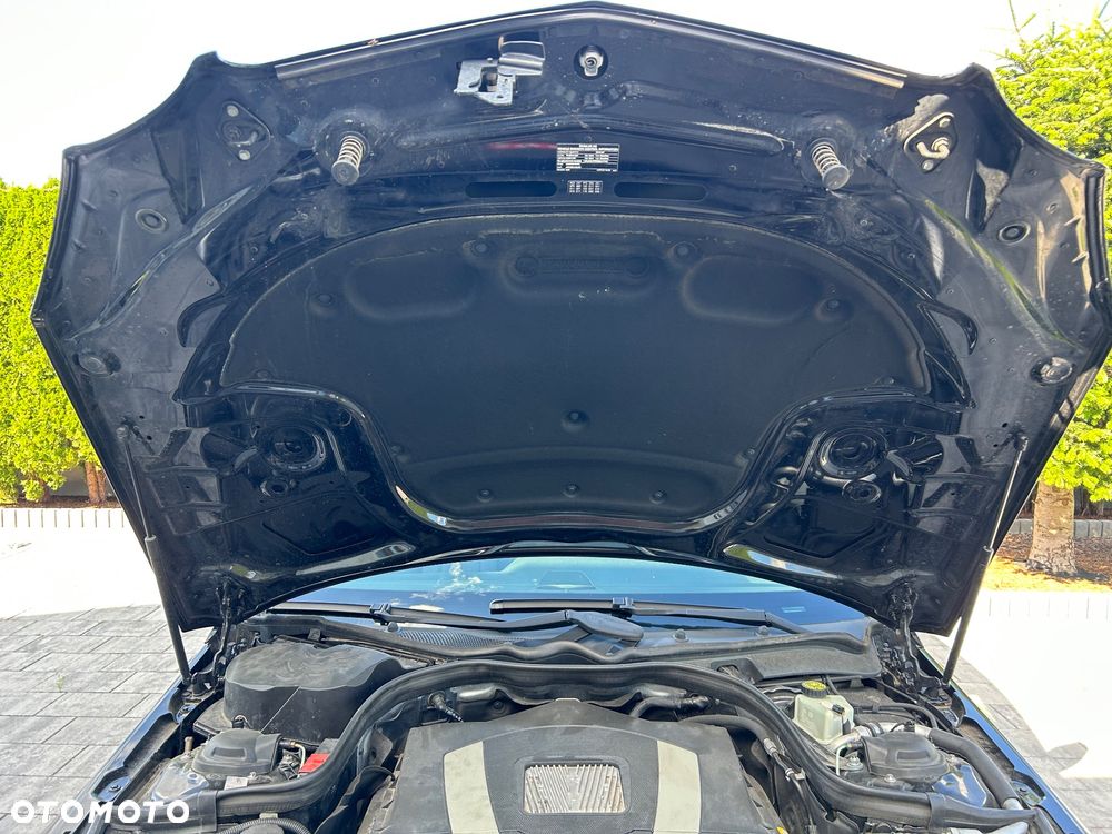 Mercedes-Benz Klasa E 500 4Matic 7G-TRONIC Elegance - 16