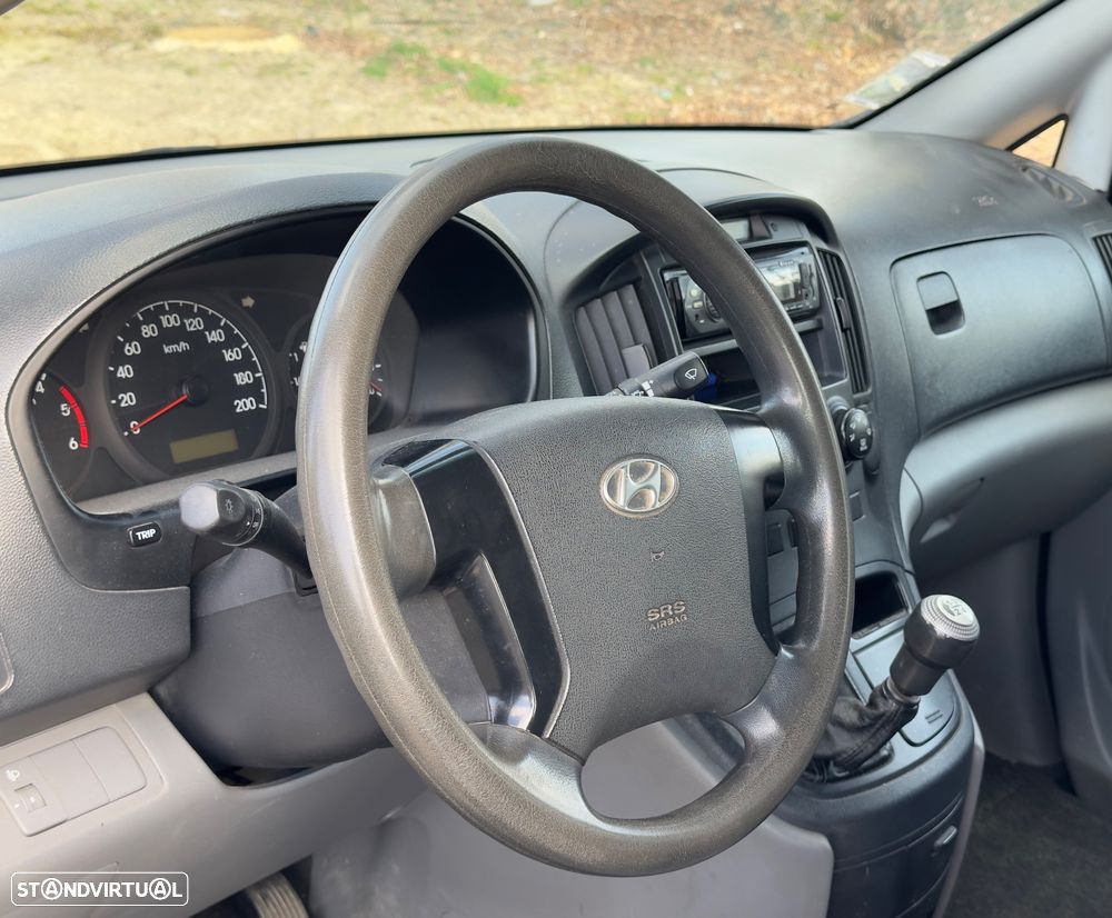 Hyundai Starex 6 lugares - 5