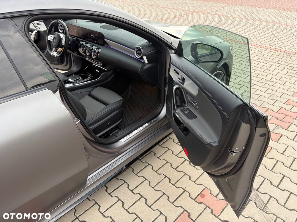 Mercedes-Benz CLA AMG 35 4-Matic 7G-DCT - 26
