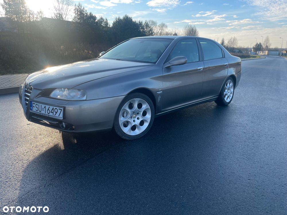 Alfa Romeo 166 - 3