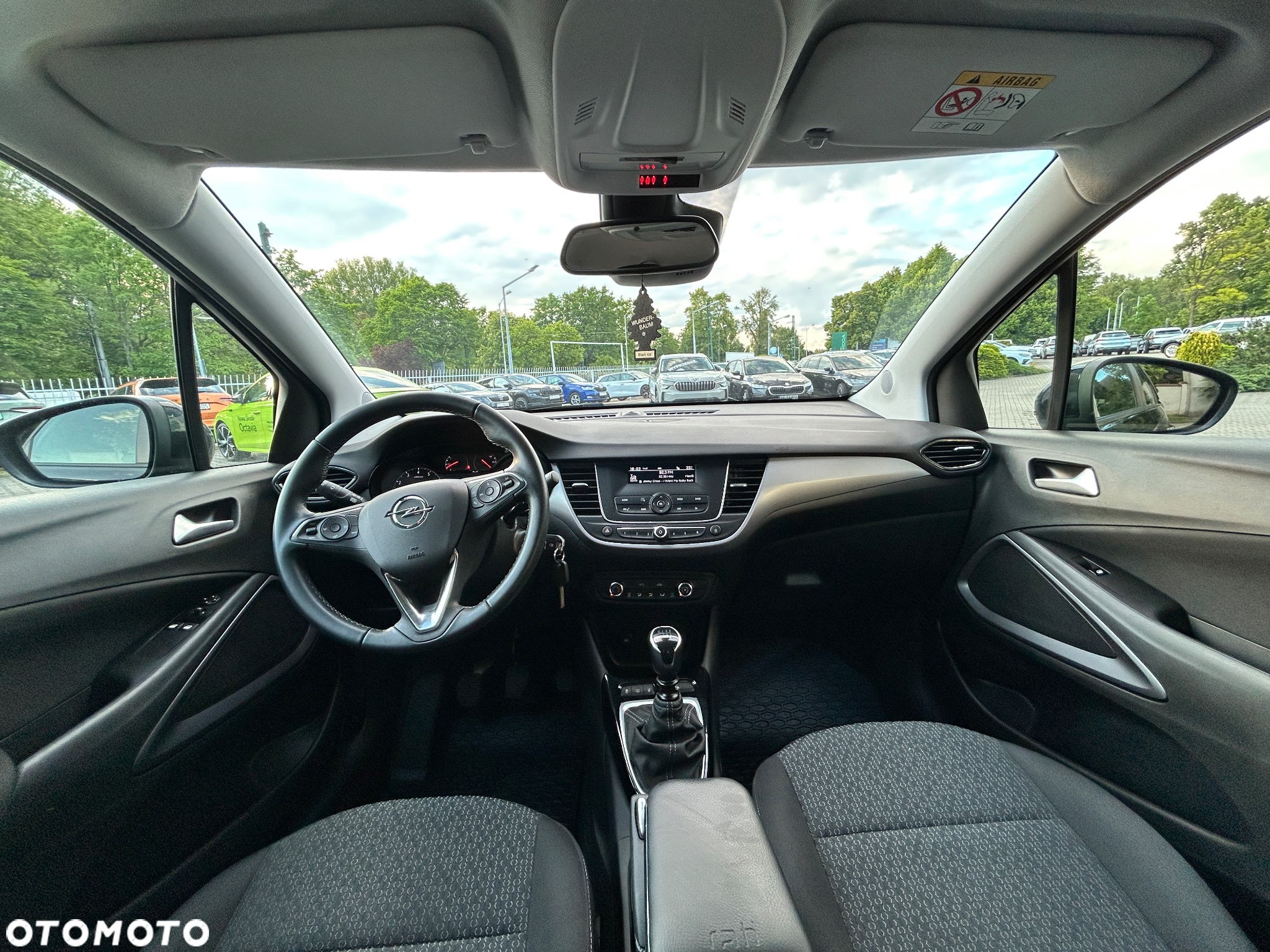 Opel Crossland 1.2 T - 10
