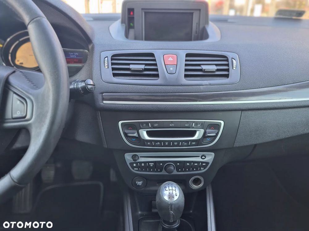 Renault Megane 1.9 dCi Dynamique Euro5 - 16