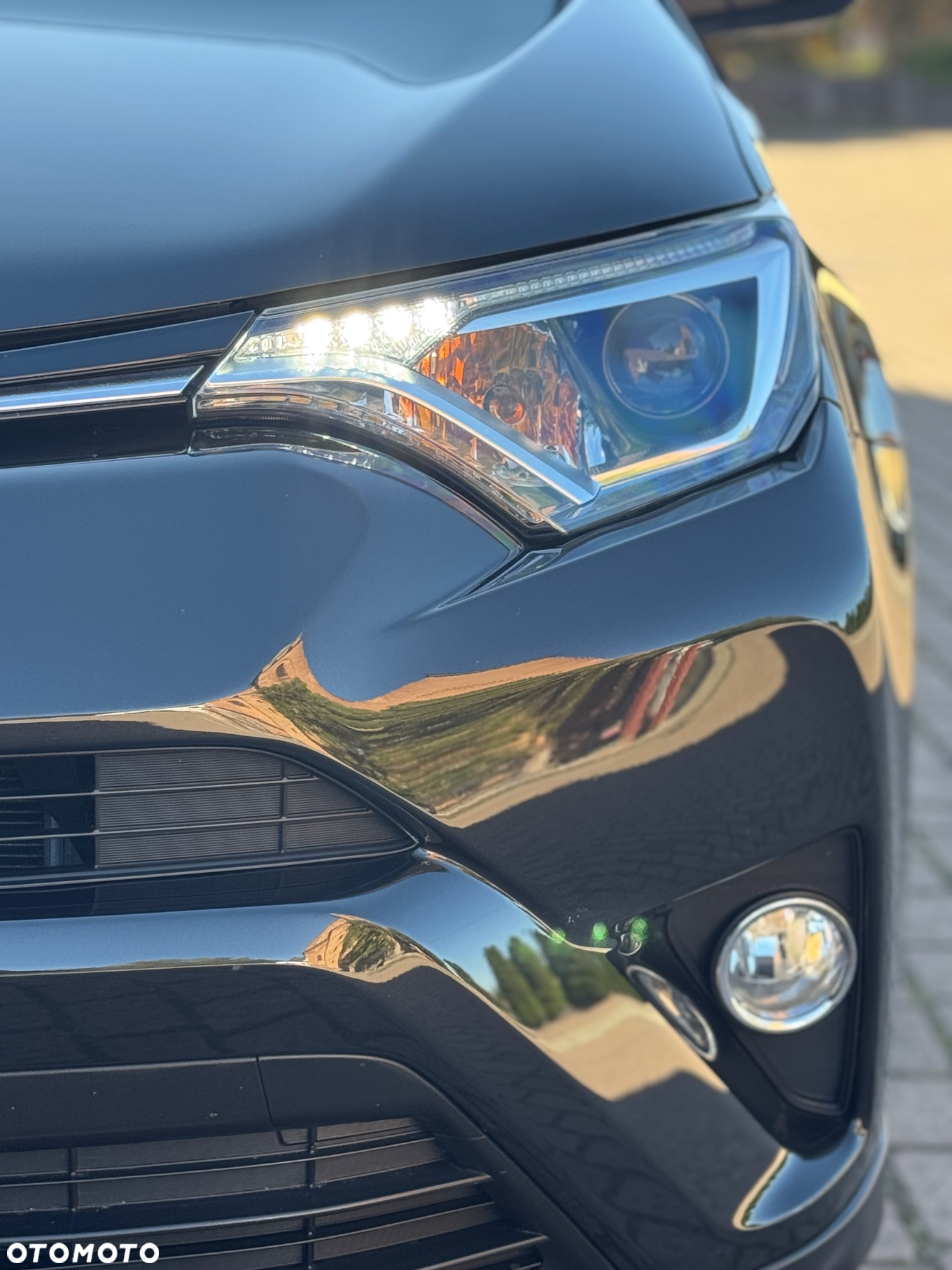 Toyota RAV4 2.0 D-4D Premium 4x2 - 6