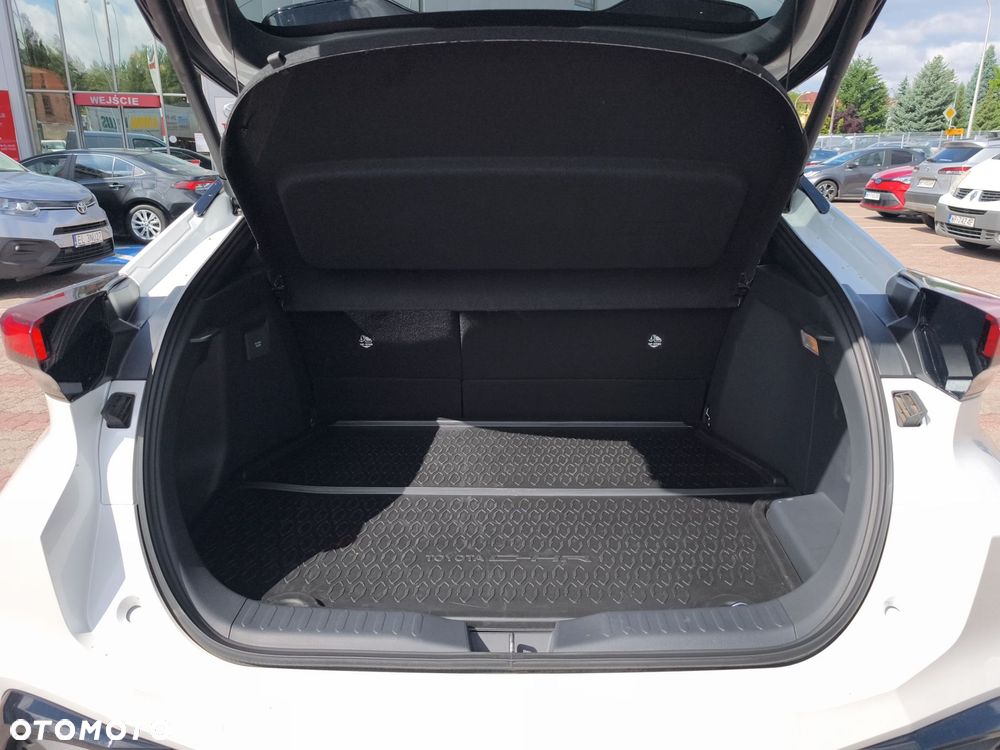Toyota C-HR - 13