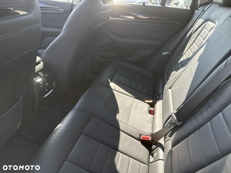 BMW X3 - 23