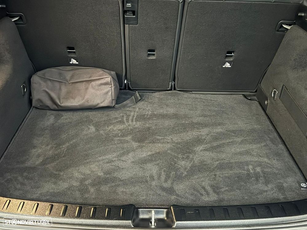 Mercedes-Benz GLA 250 e AMG Line - 52