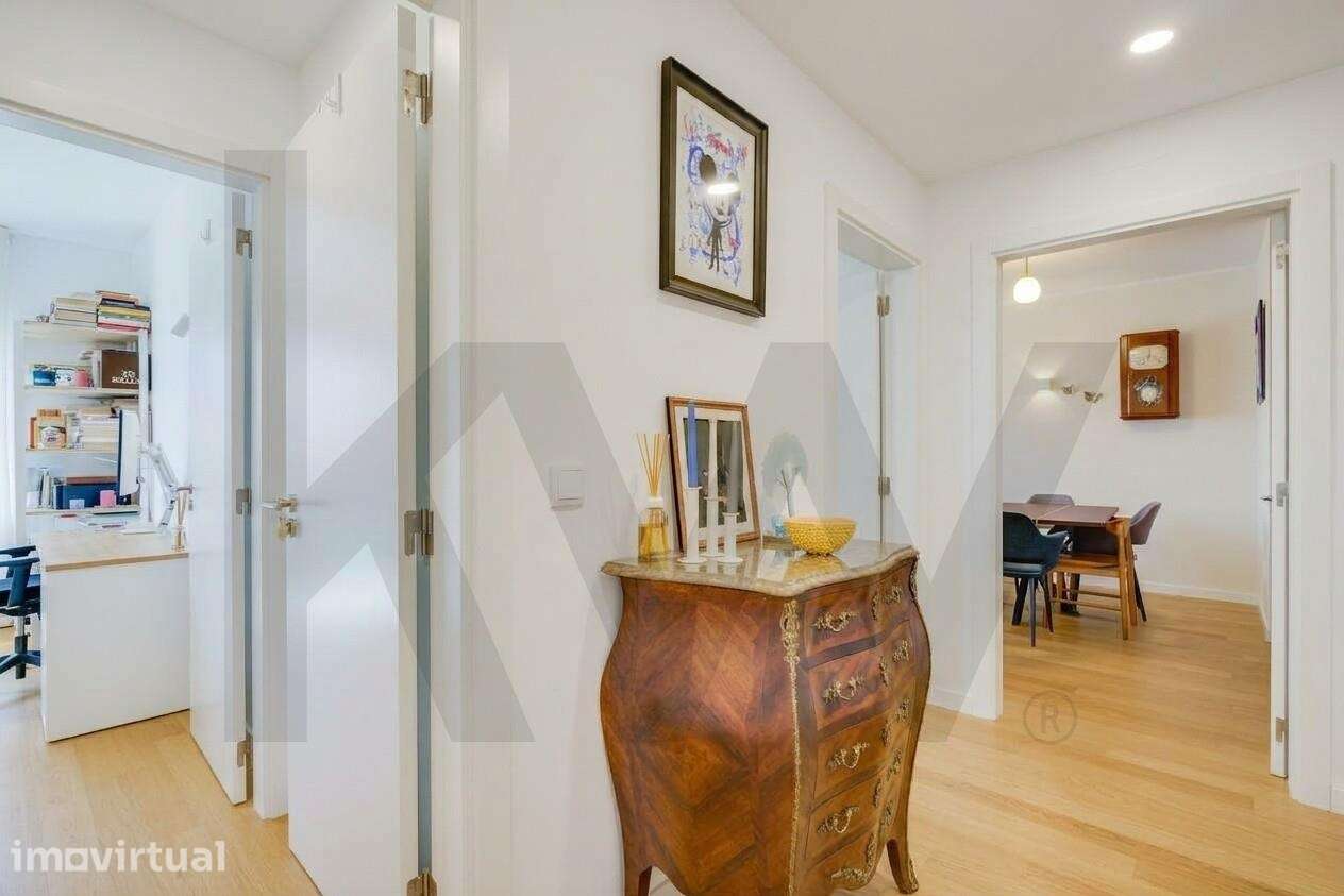 Luminoso e Moderno Apartamento com Varanda e Garagem na Av David Mourã - Grande imagem: 5/28