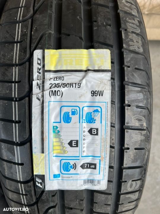 vând 2 anvelope 235/50/19 Pirelli de vară noi - 2