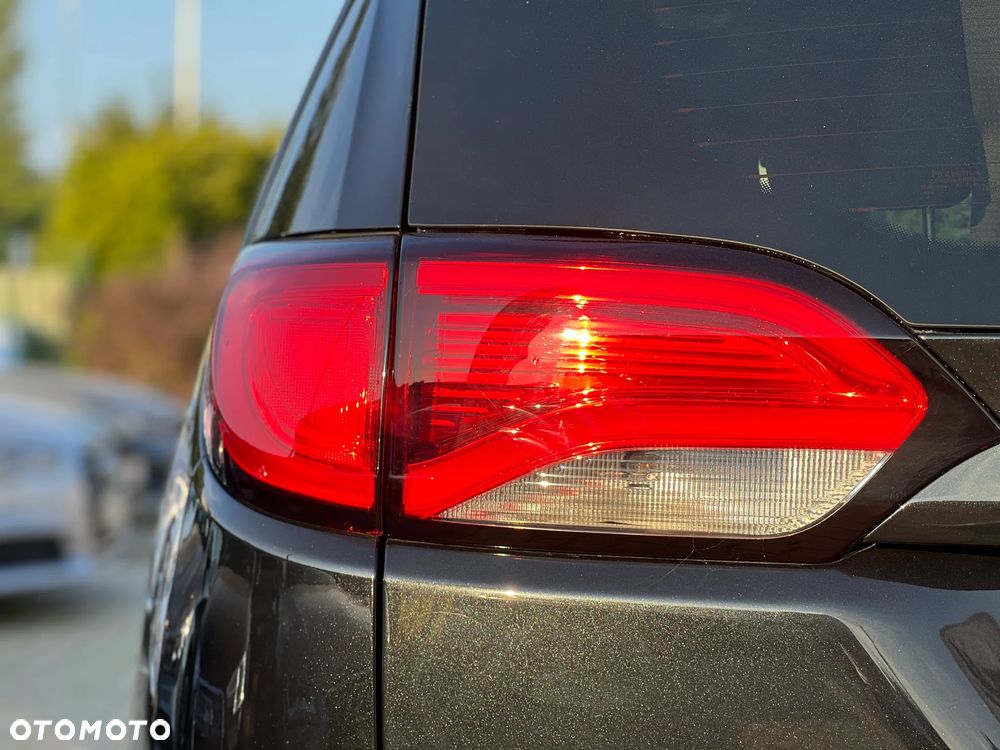Chrysler Pacifica - 13