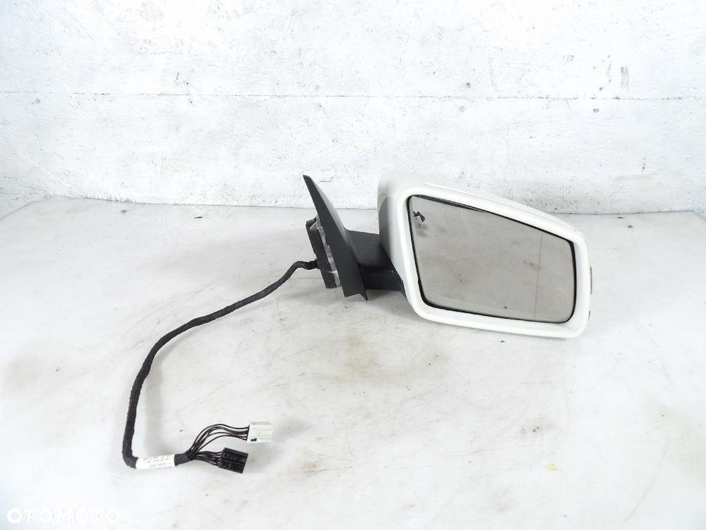 MERCEDES A180 W176 LUSTERKO PRAWE 6+8 PIN A1768100200 650 - 1