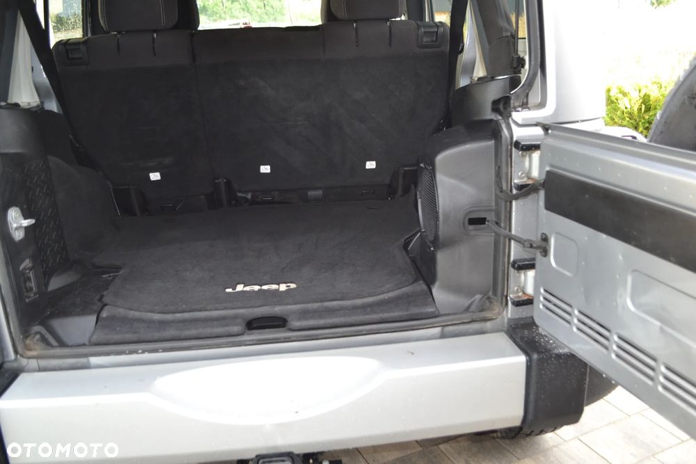 Jeep Wrangler 3.6 Unlim Black Edition II - 5